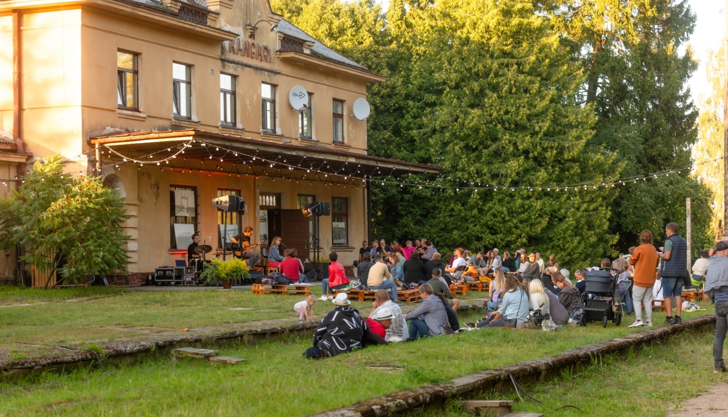 Koncerts Kangaru stacijā